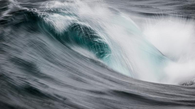 Wave Curtsy, Black Rocks